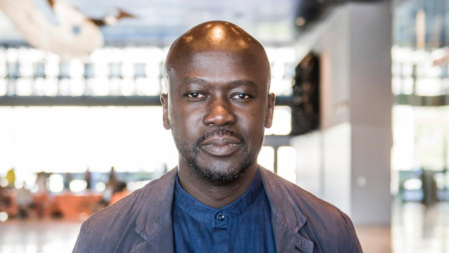 SIR DAVID ADJAYE ONTVANGT KONINKLIJKE GOUDEN MEDAILLE VOOR ARCHITECTUUR