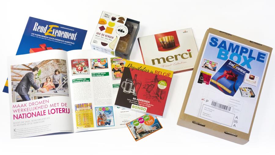 Boîte d'échantillons de magazines