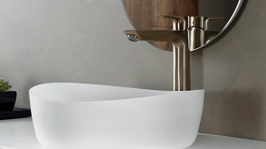 TENDANCES DANS VOTRE SALLE DE BAINS : L'OR ROSE ET L'OR