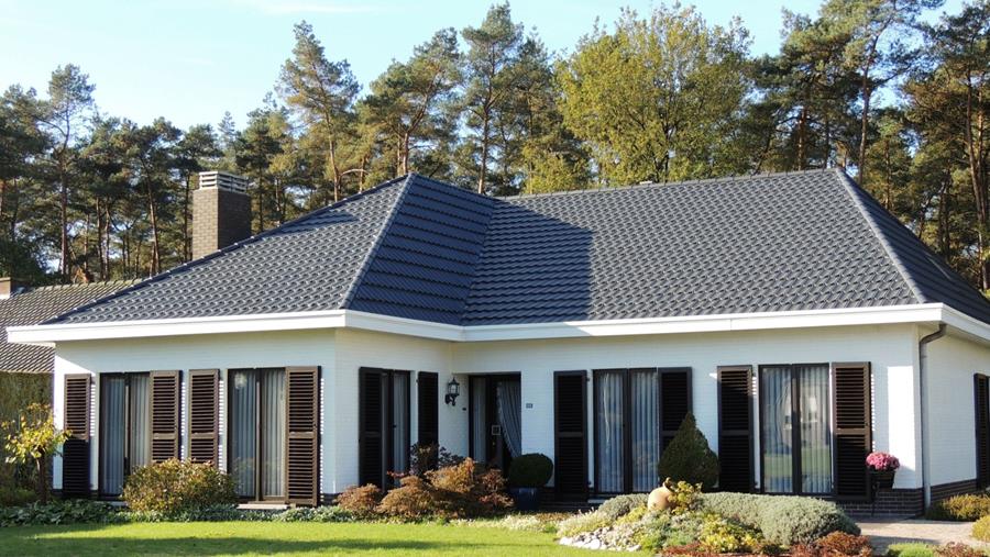 Stalen dakpanplaten als duurzame alternatieve dakbedekking