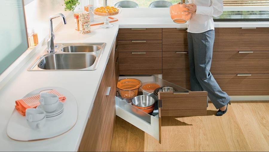 Plus de rangement en cuisine grace aux armoires d’angle