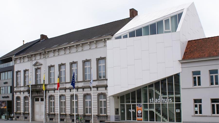 Harelbeke pakt stedelijk patrimonium strategisch aan voor klimaatdoelstellingen 2050