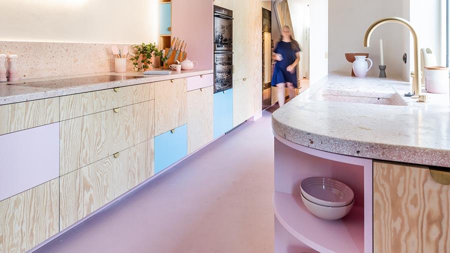 Decorateur Verstraete renoveert vakantieverblijf Villa Plage Ensorpark in Oostende