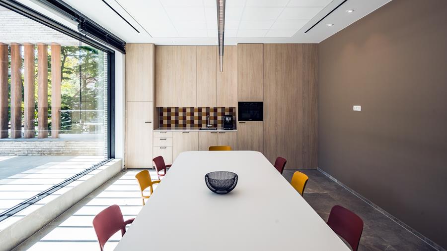 Unieke ontwerpkeuzes voor notariaat Drieskens-Goddeeris