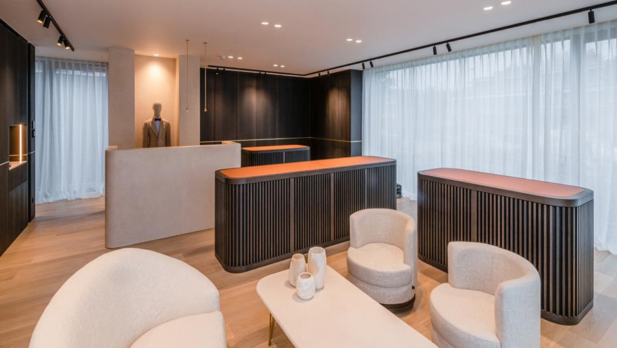 Maatwerk creëert huiselijke sfeer in kledingwinkel