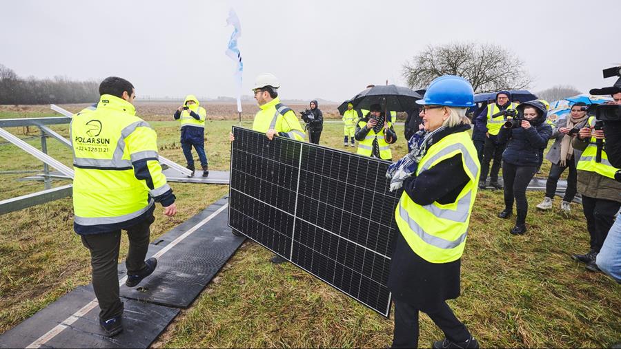Treinen rijden binnenkort rechtstreeks op zonne-energie