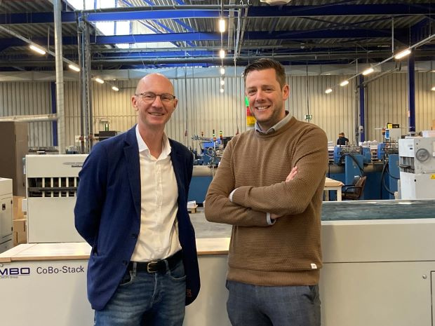 Igepa en drukkerij Van der Poorten zetten samen in op automatisatie met de MBO Cobo-stack stapelrobot.