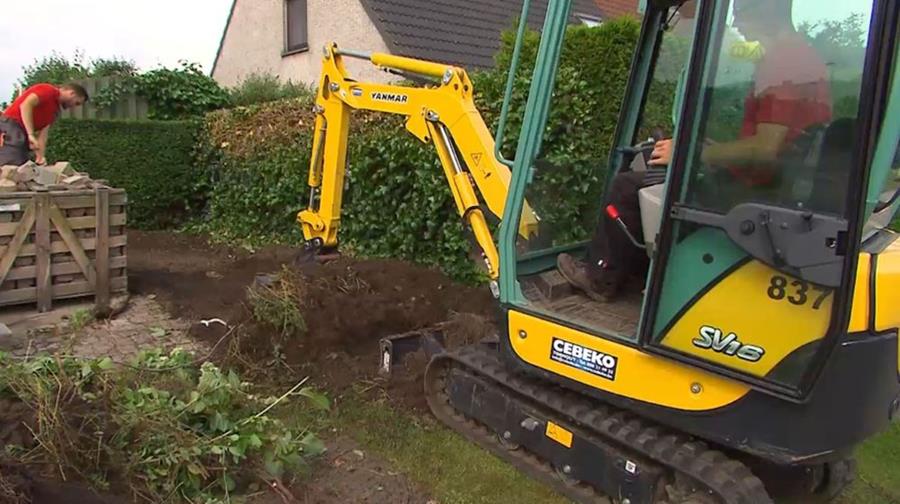 GRAAFWERKEN VOOR OPRIT OF TERRAS