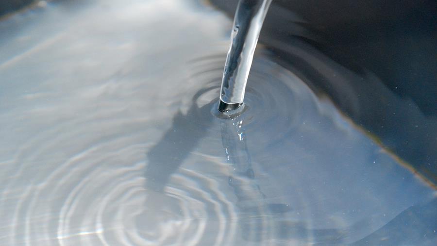 Hoger risico op legionellaontwikkeling in sanitaire kunststofleidingen?