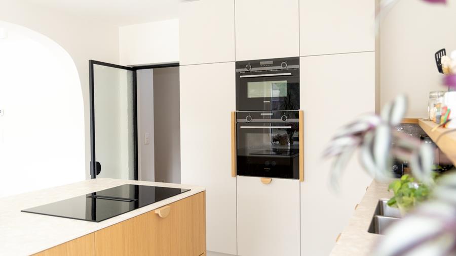 Schrijnwerk.Studio levert tijdloos interieur in Kortenberg