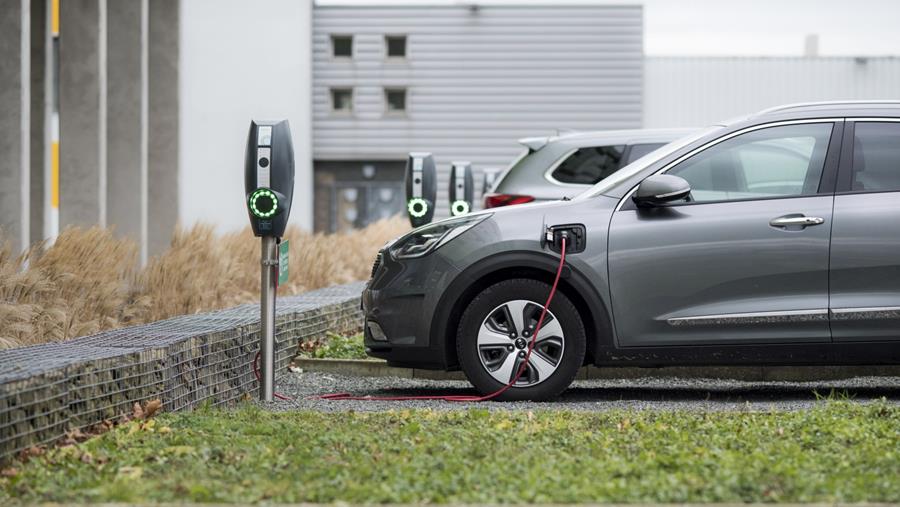 Vlaanderen heeft potentieel voor 1.096 slimme laadhubs tegen 2030