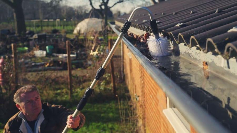 AVR Tools maakt schoonmaken op hoogte kinderspel