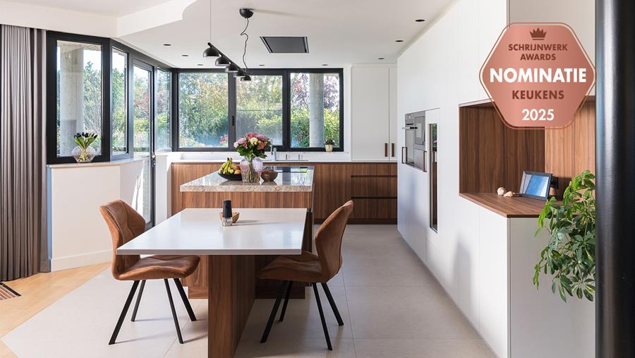 Precisiewerk in Amerikaanse notelaar en kwartsiet Taj Mahal