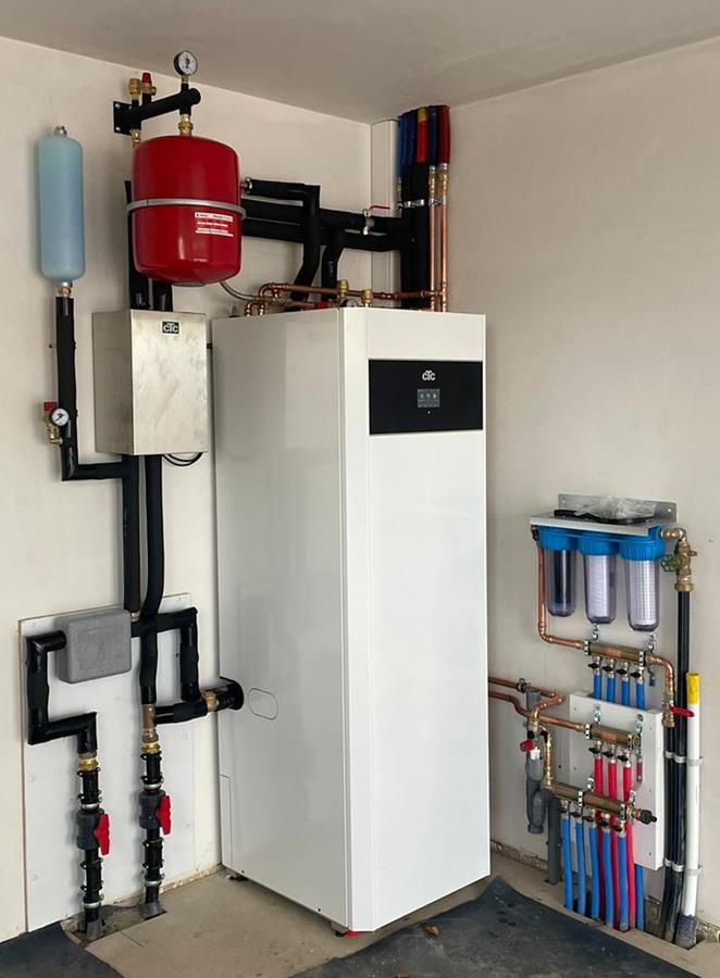 Waarom de doorstroomwerking van de CTC EcoZenith i360 /GSi  uniek en voordeliger is dan een klassieke boiler