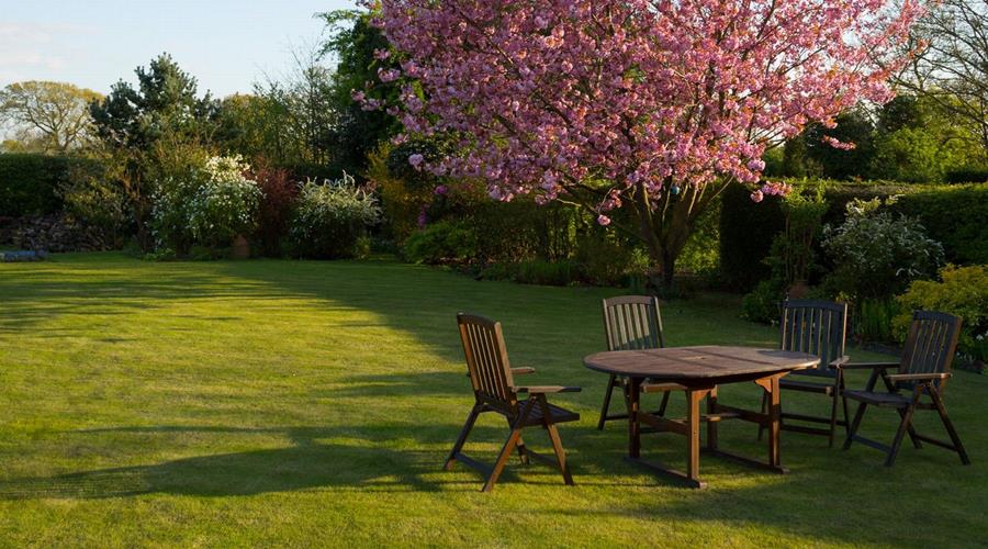 Dossier tuinmeubilair