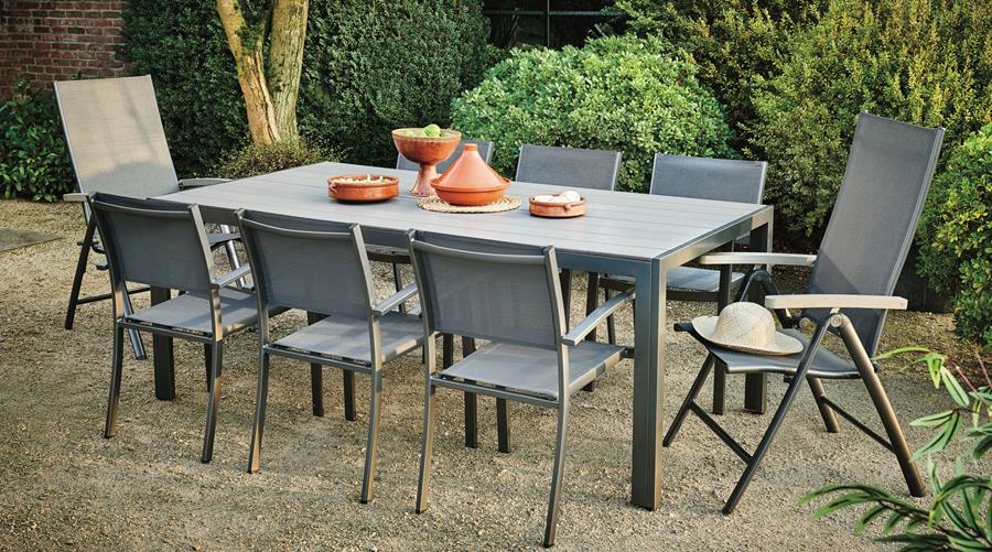 Le set de jardin standard: indispensable dans chaque jardin