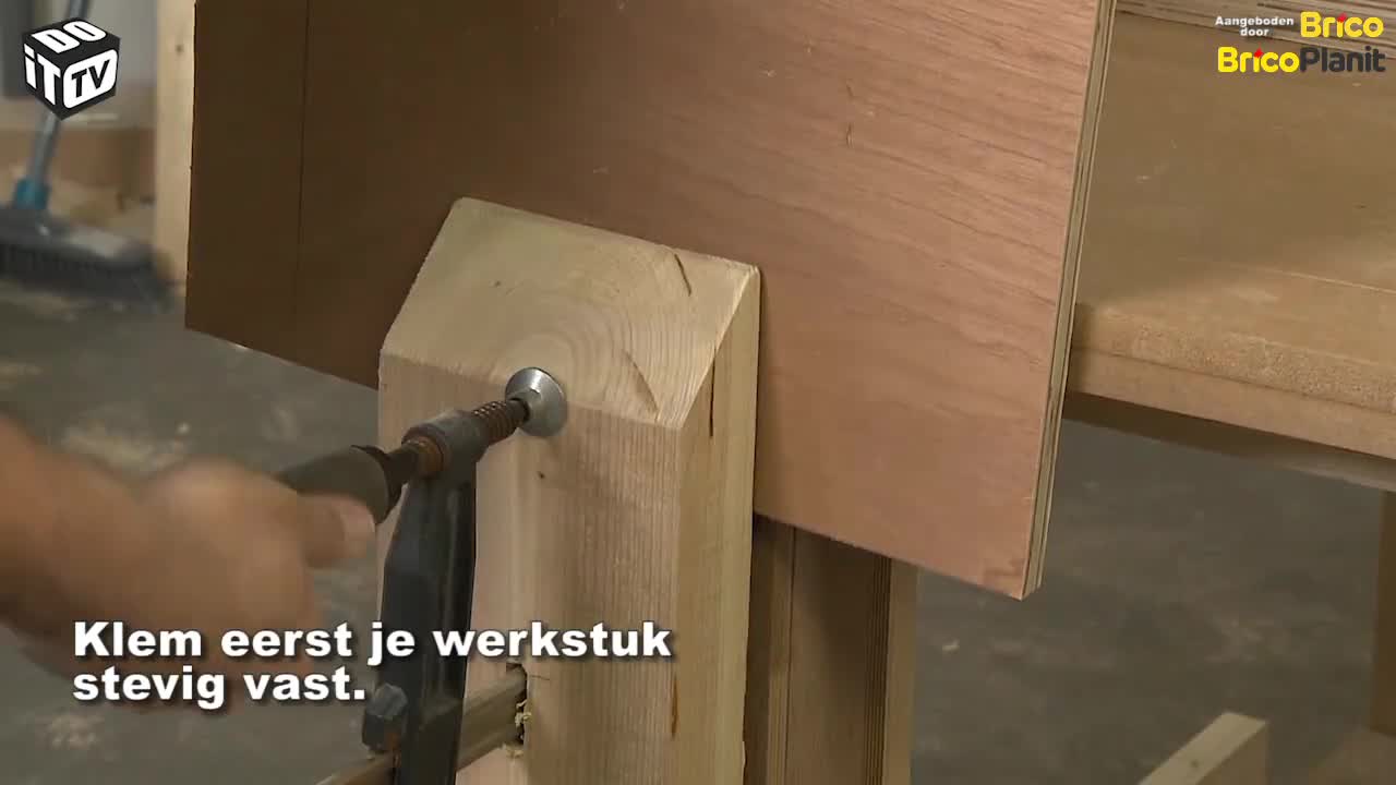 KANTENBAND AANBRENGEN