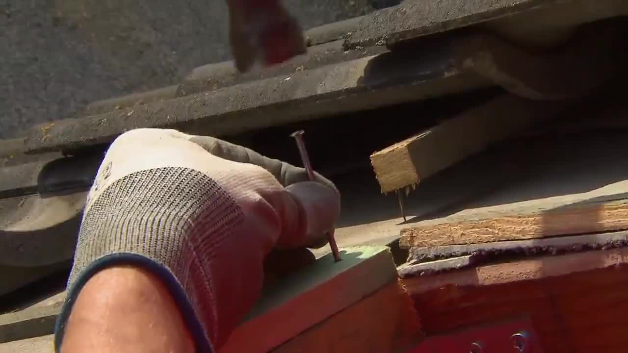 Clouer sans fendre le bois