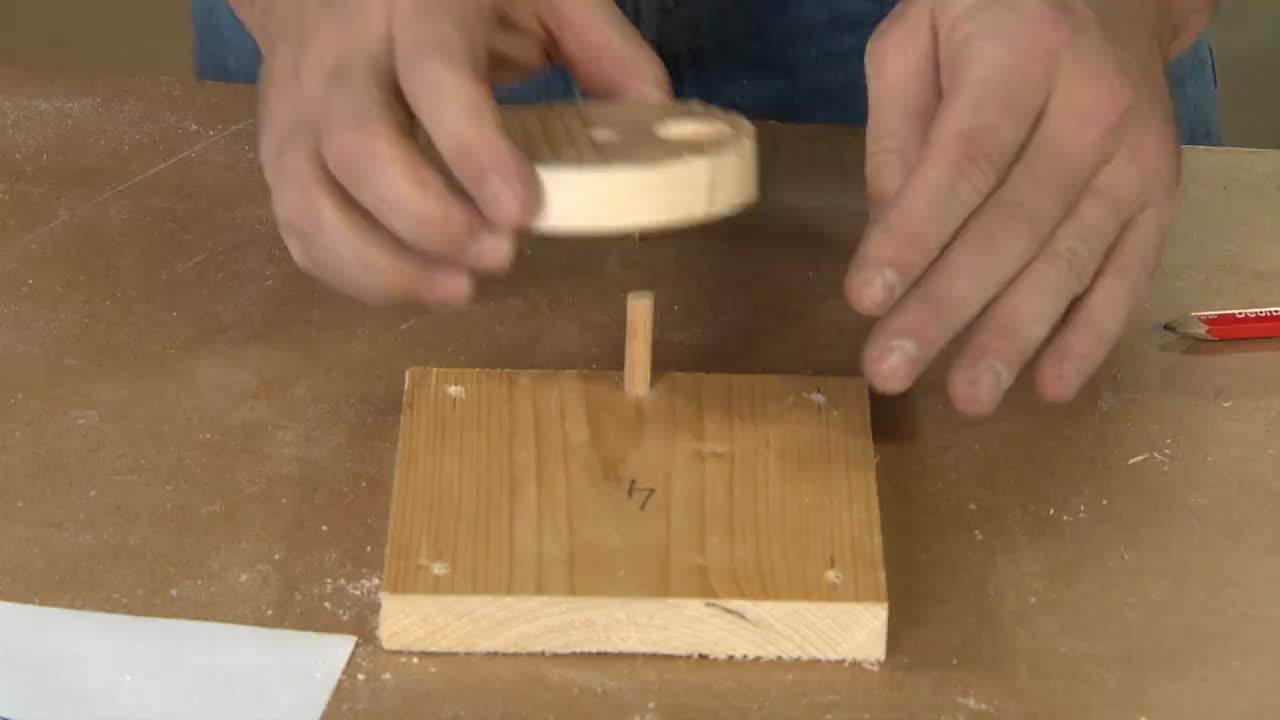 Hoe zaag je een halve cirkel uit?