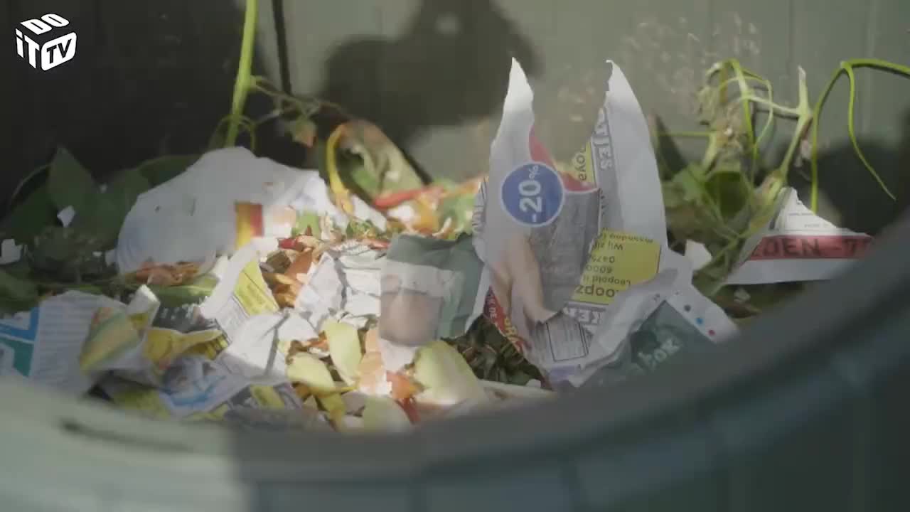 Zo zorg je voor een composthoop zonder geurhinder