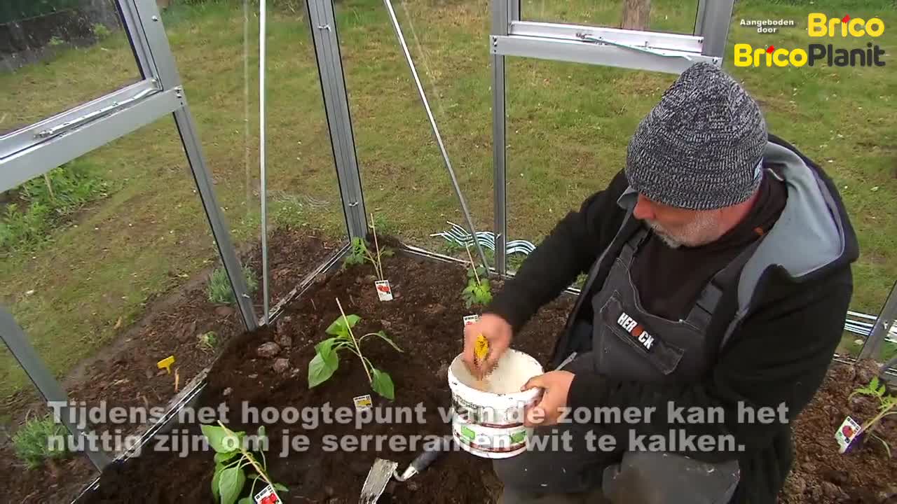 Waarom je serreramen bekalken?