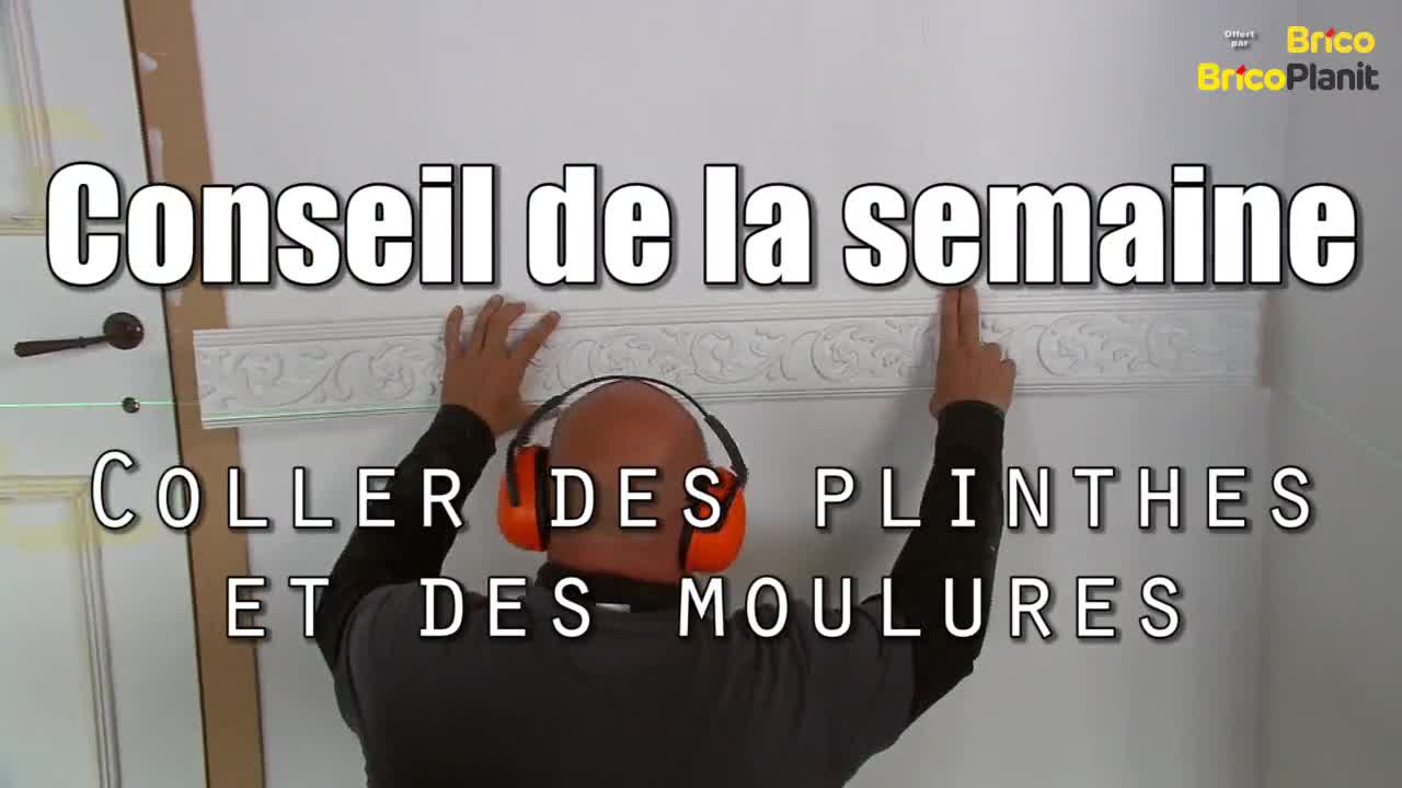 Voici comment fixer une plinthe ou une moulure