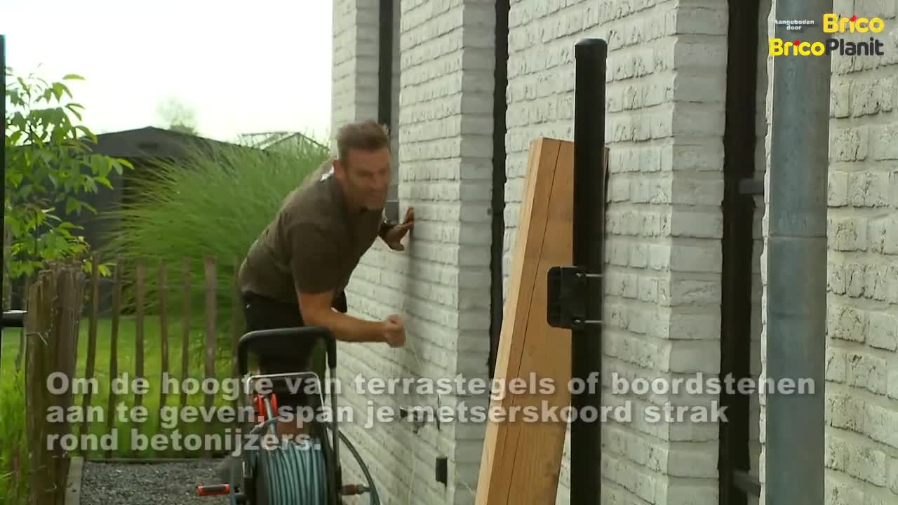 Hoe span je een metserskoord aan zonder knoop?