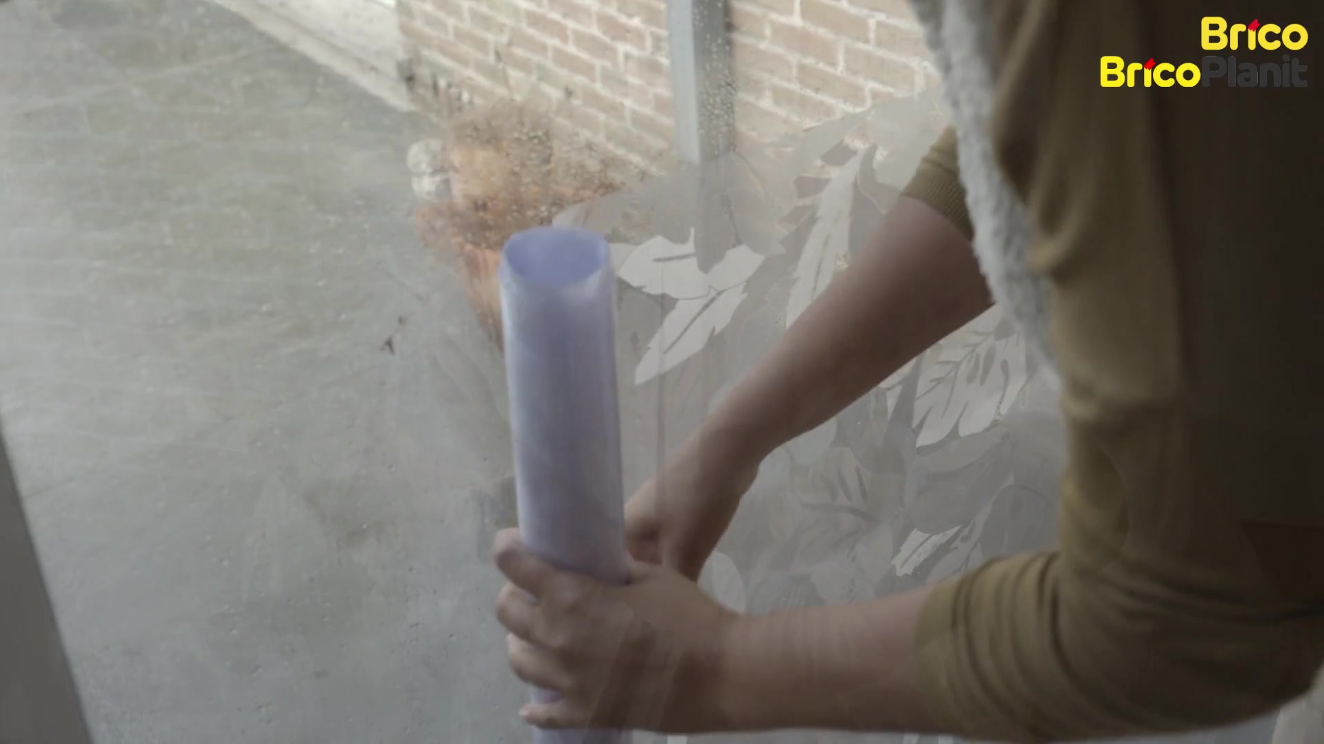 Hoe maak je raamfolie op maat?