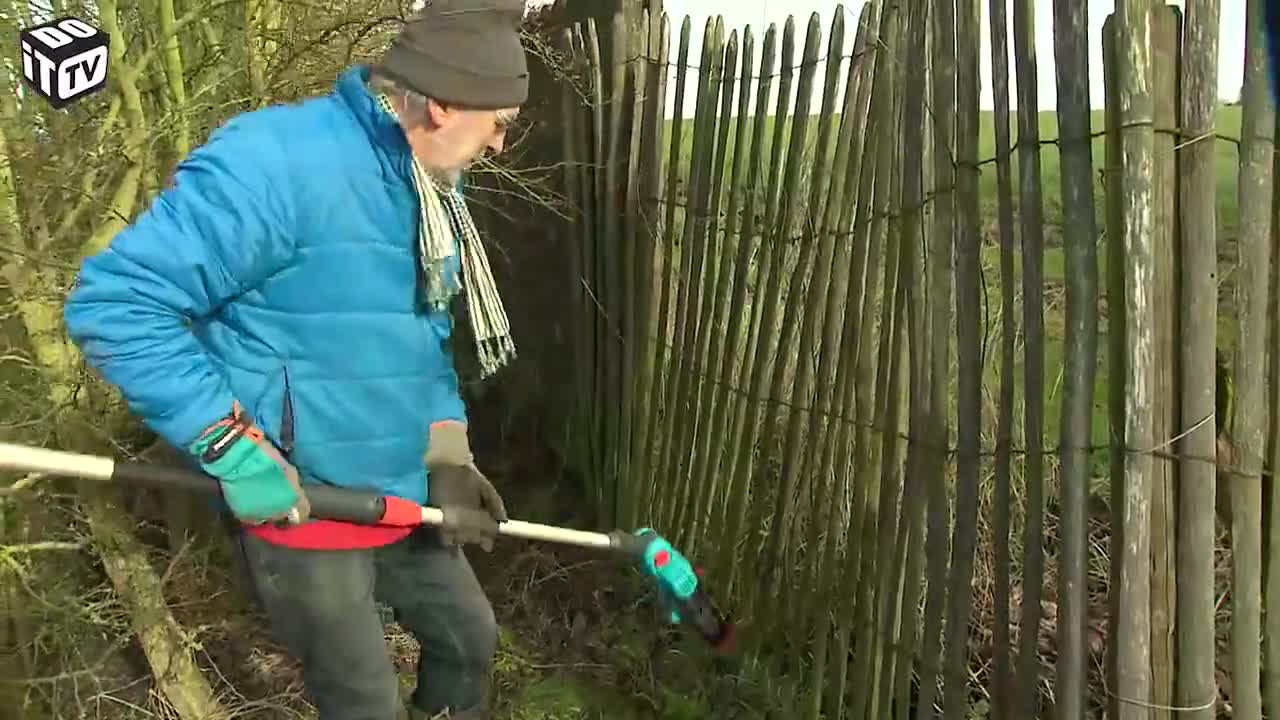 LE JARDIN SE RÉVEILLE