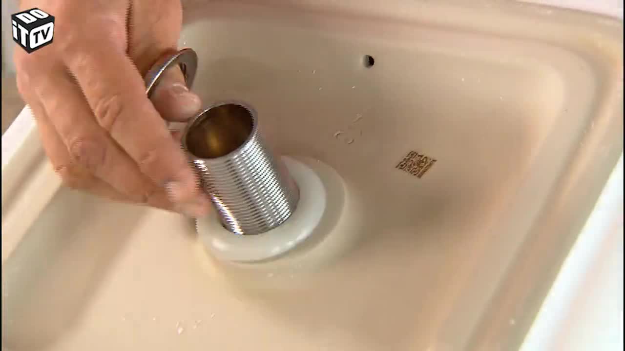 Van retrokast naar badkamermeubel (deel 2)