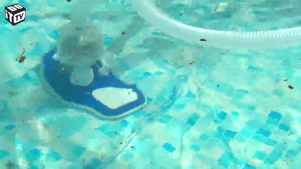 Zo houd je je zwembad proper