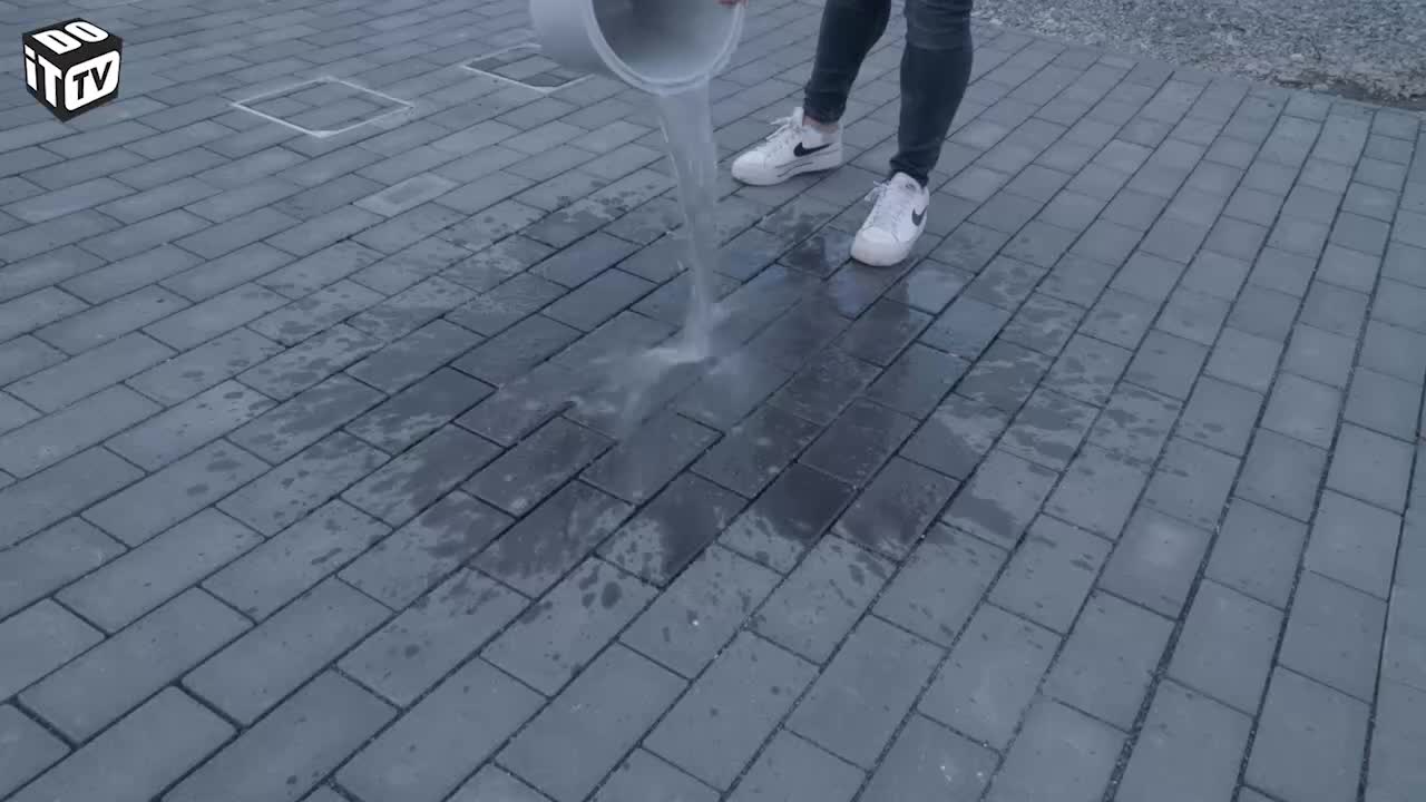 Hoe een waterdoorlatende oprit plaatsen (deel 2)