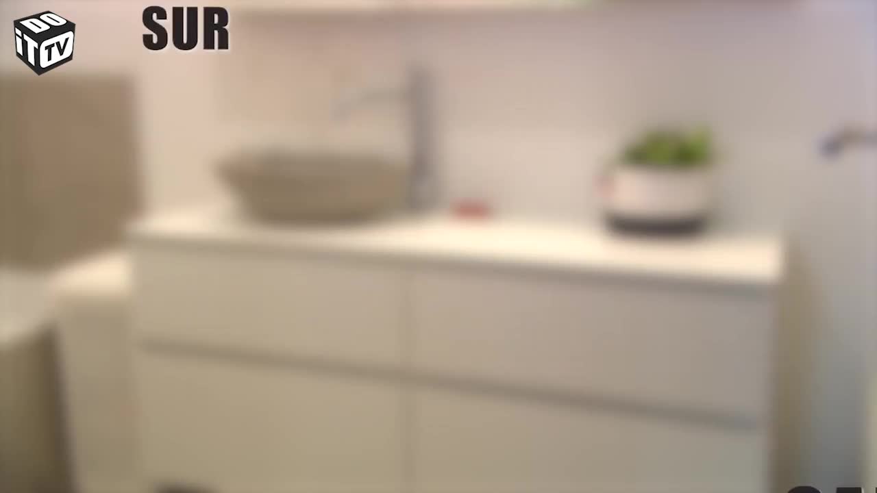 Voici comment carreler un mur de dosseret