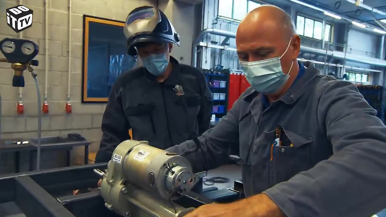 Oldtimer en bois: le front (partie 3)