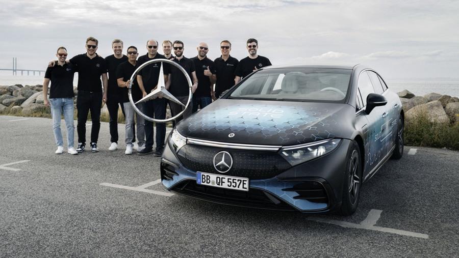Mercedes-EQS rijdt 1.205 km op één lading solid-state