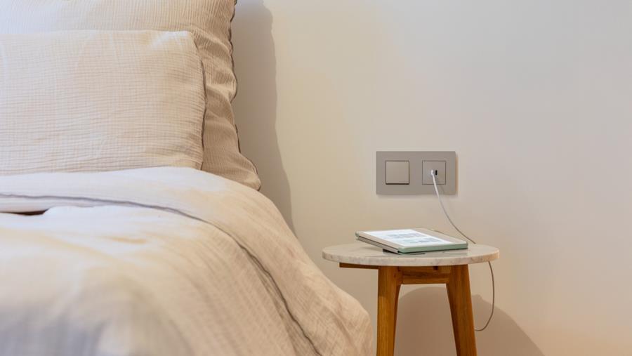 De eerste dubbele inbouw USB-C-lader op de markt met load balancing
