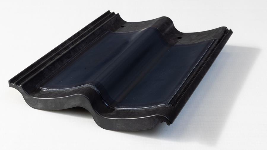 TNO ontwikkelt eerste perovskiet-zonnecellen dakpan