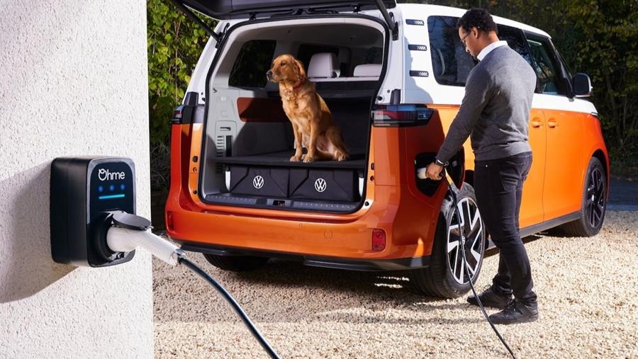 Slimmer thuisladen via Ohme en Volkswagen Group